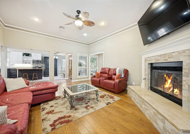 Photo 3 of Single family home for sale at 1925 Highland Park Cir Cir, Denton, TX 76205 | MLS# 21351964 | Listing updated on 2026-09-27