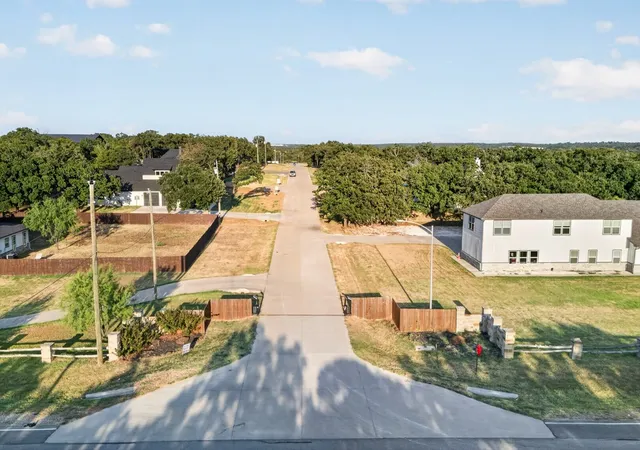 Photo 3 of Single family home for sale at 2805 Private #73107, Burleson, TX 76028 | MLS# 21354149 | Listing updated on 2026-09-11
