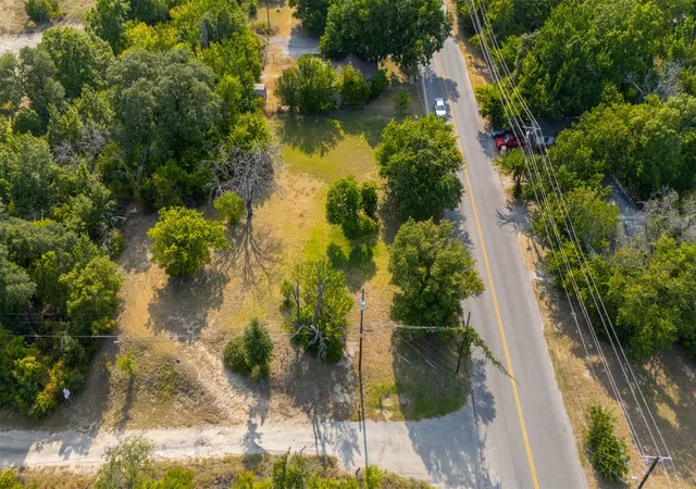 Photo 1 of Land for sale at 202 S Merrimac St, Weatherford, TX 76086 | MLS# 21354155 | Listing updated on 2026-09-14
