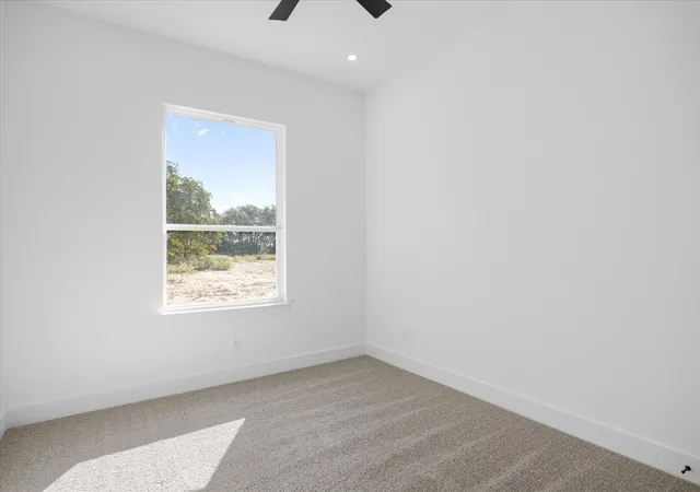 Photo 3 of Single family home for sale at 2057 Glenhollow Dr, Weatherford, TX 76088 | MLS# 21352649 | Listing updated on 2026-09-11