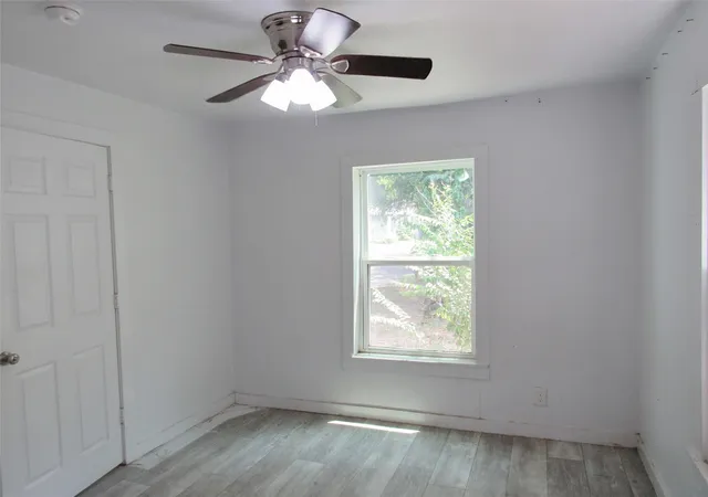 Photo 4 of Single family home for sale at 2705 Summer Ave, Waco, TX 76708 | MLS# 21353401 | Listing updated on 2026-09-10