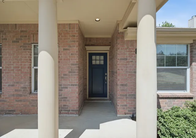 Photo 3 of Sale Pending at 13533 Quail View Dr, Haslet, TX 76052 | MLS# 21324573 | Listing updated on 2026-09-25