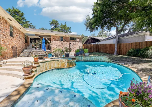 Photo 2 of Single family home for sale at 8324 Moorcroft Dr, Dallas, TX 75228 | MLS# 21334302 | Listing updated on 2026-10-02
