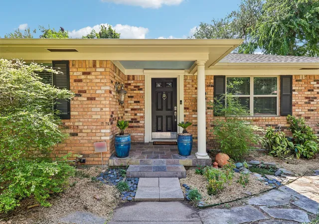 Photo 3 of Single family home for sale at 8324 Moorcroft Dr, Dallas, TX 75228 | MLS# 21334302 | Listing updated on 2026-09-11