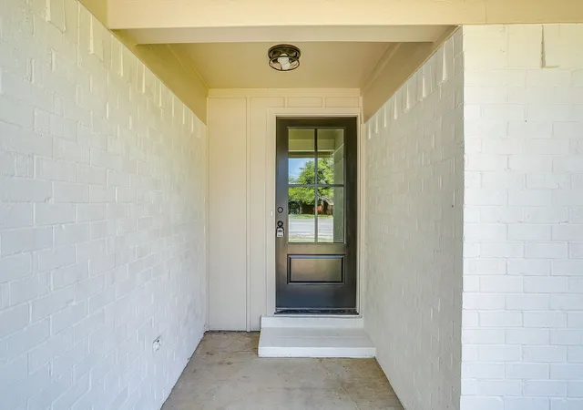 Photo 4 of Sale Pending at 7017 Betsy Ross Ct, Watauga, TX 76148 | MLS# 21350679 | Listing updated on 2026-10-04