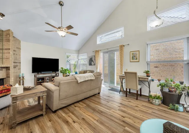 Photo 2 of Single family home for sale at 4246 Rosser Sq, Dallas, TX 75244 | MLS# 21353571 | Listing updated on 2026-09-08