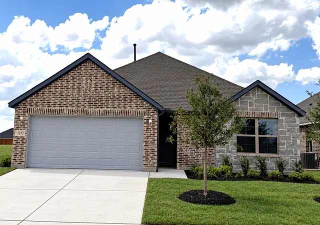 Photo 1 of Single family home for sale at 1212 Moon Ranch Rd, Royse City, TX 75189 | MLS# 21354347 | Listing updated on 2026-09-15