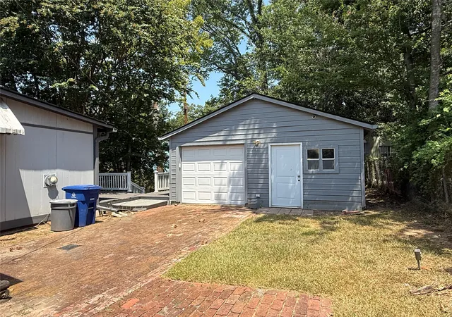Photo 4 of Single family home for sale at 132 E Wyandotte St, Shreveport, LA 71101 | MLS# 21354365 | Listing updated on 2026-09-13