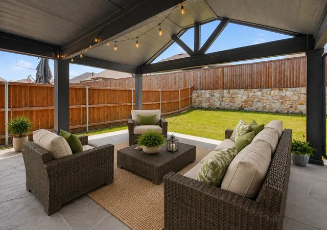 Photo 3 of Single family home for sale at 1811 Moscatel Ln, Rockwall, TX 75032 | MLS# 21353501 | Listing updated on 2026-09-10
