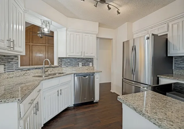 Photo 3 of Sale Pending at 3401 Crescent Ct, Bedford, TX 76021 | MLS# 21317570 | Listing updated on 2026-09-09