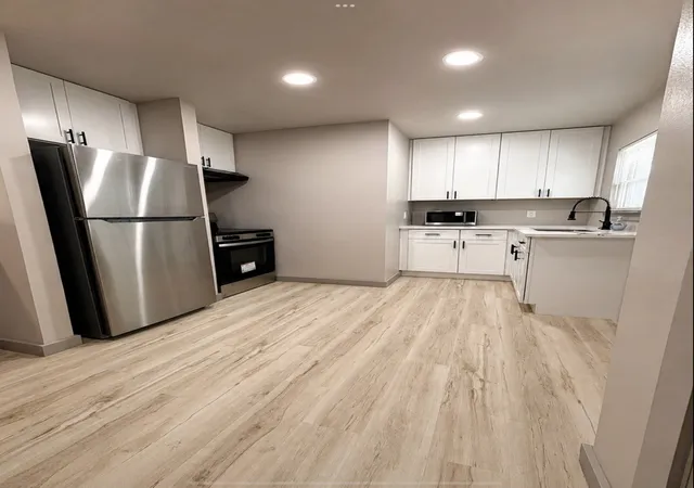 Photo 3 of Single family home for sale at 813 Nash St, Rockwall, TX 75087 | MLS# 21351861 | Listing updated on 2026-09-10