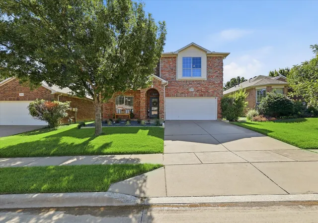 Photo 2 of Single family home for sale at 12848 Old Macgregor Ln, Fort Worth, TX 76244 | MLS# 21353440 | Listing updated on 2026-10-06