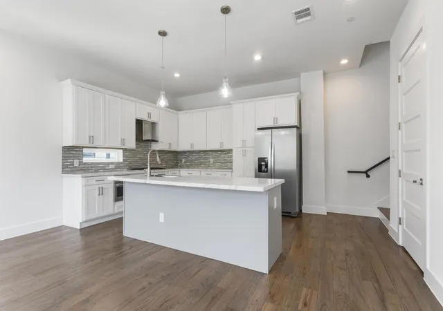 Photo 2 of Condo for sale at 2450 N Garrett Ave #14, Dallas, TX 75206 | MLS# 21354403 | Listing updated on 2026-09-12