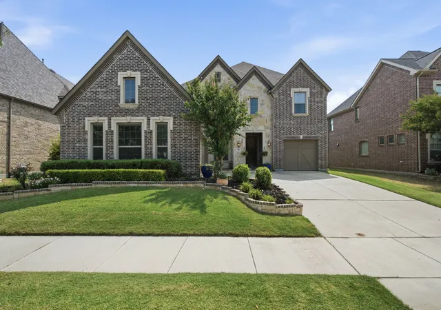 Photo 1 of Single family home for sale at 120 Sunrise Dr, Argyle, TX 76226 | MLS# 21348626 | Listing updated on 2026-09-16