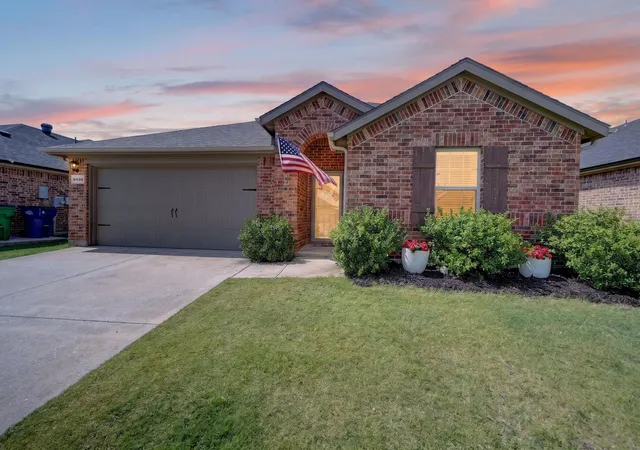 Photo 1 of Single family home for sale at 2434 Hankinson Ln, Fate, TX 75189 | MLS# 21354381 | Listing updated on 2026-10-03
