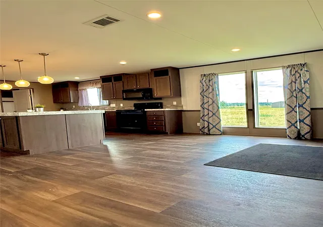 Photo 4 of Manufactured home for sale at 1101 Eagle Cove Ln, Clyde, TX 79510 | MLS# 21353964 | Listing updated on 2026-09-30
