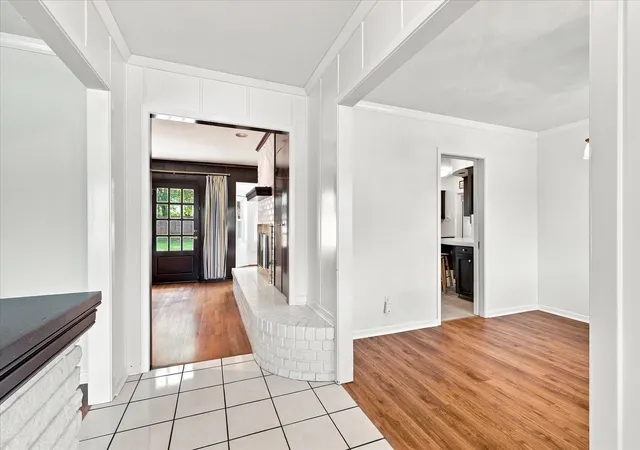 Photo 3 of Single family home for sale at 6409 W Ems Rd, Fort Worth, TX 76116 | MLS# 21354538 | Listing updated on 2026-10-30