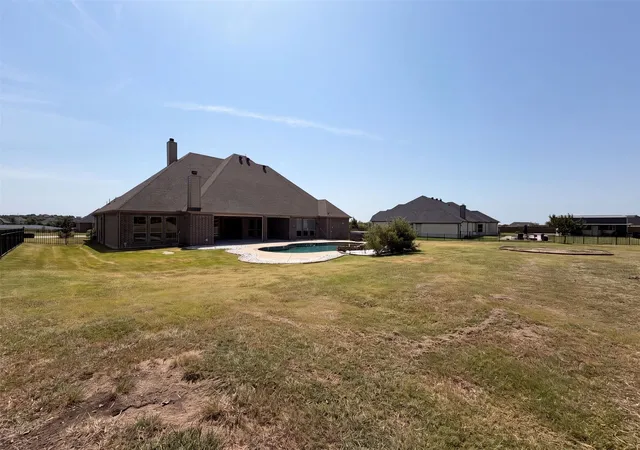 Photo 4 of Single family home for sale at 3608 Ridge Point Dr, Argyle, TX 76226 | MLS# 21354580 | Listing updated on 2026-10-01