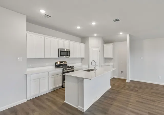 Photo 3 of Single family home for sale at 2511 Canadian Wy, Crandall, TX 75114 | MLS# 21354531 | Listing updated on 2026-09-10