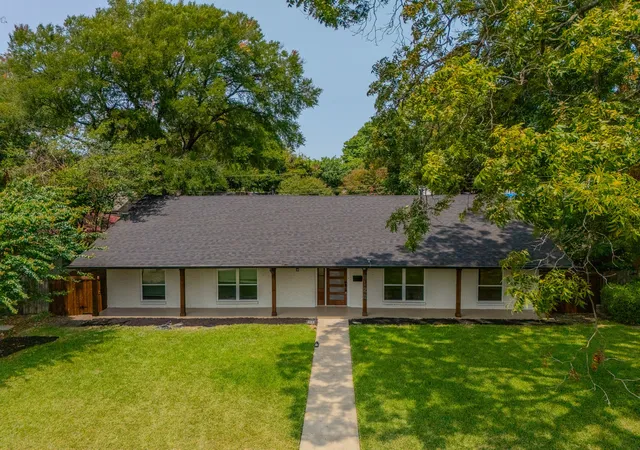 Photo 1 of Single family home for sale at 5125 Ashbrook Rd, Dallas, TX 75227 | MLS# 21354563 | Listing updated on 2026-09-08