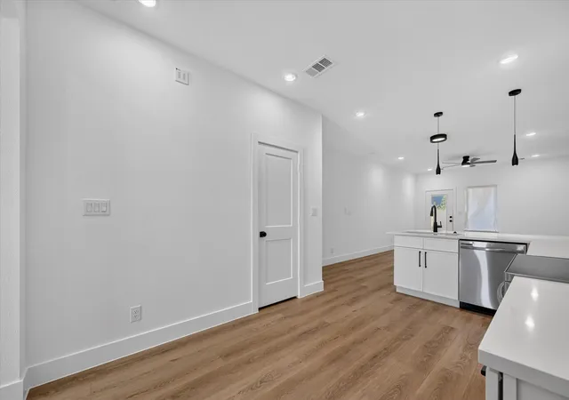 Photo 4 of Single family home for sale at 2835 Macon St, Dallas, TX 75215 | MLS# 21354360 | Listing updated on 2026-09-09