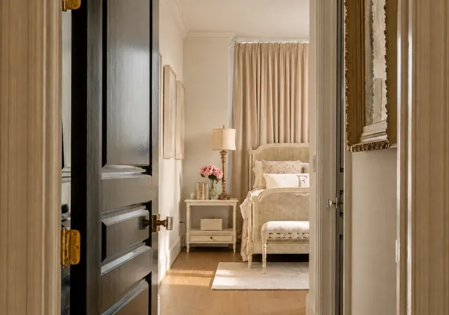 Photo 1 of Condo for sale at 3505 Turtle Creek Blvd #4F, Dallas, TX 75219 | MLS# 21352696 | Listing updated on 2026-09-13