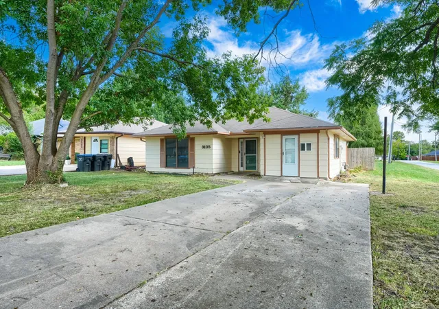 Photo 2 of Sale Pending at 3135 Maple Ave, Greenville, TX 75402 | MLS# 21354535 | Listing updated on 2026-10-01