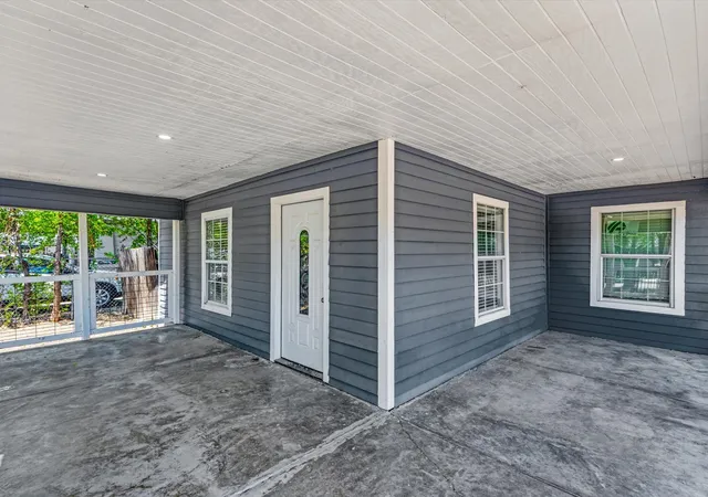 Photo 3 of Single family home for sale at 3435 Avenue M, Fort Worth, TX 76105 | MLS# 21353859 | Listing updated on 2026-09-09