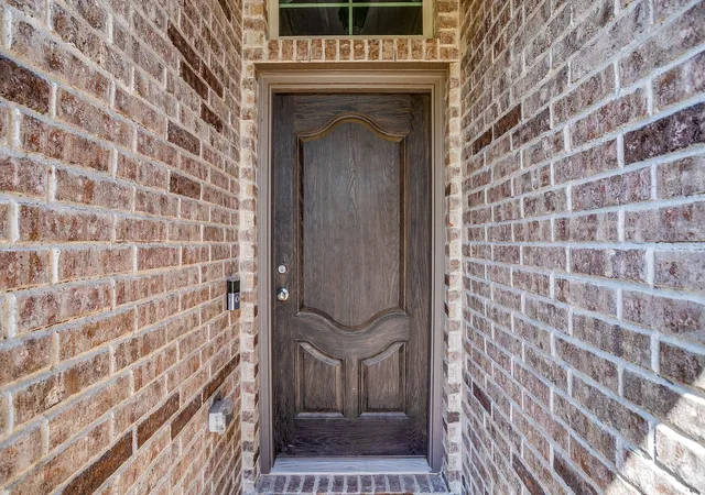 Photo 2 of Single family home for sale at 213 Marina Dr, Azle, TX 76020 | MLS# 21354631 | Listing updated on 2026-09-12