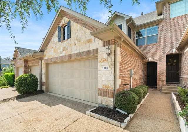 Photo 3 of Sale Pending at 1909 Osprey Ln, Garland, TX 75044 | MLS# 21354386 | Listing updated on 2026-09-11