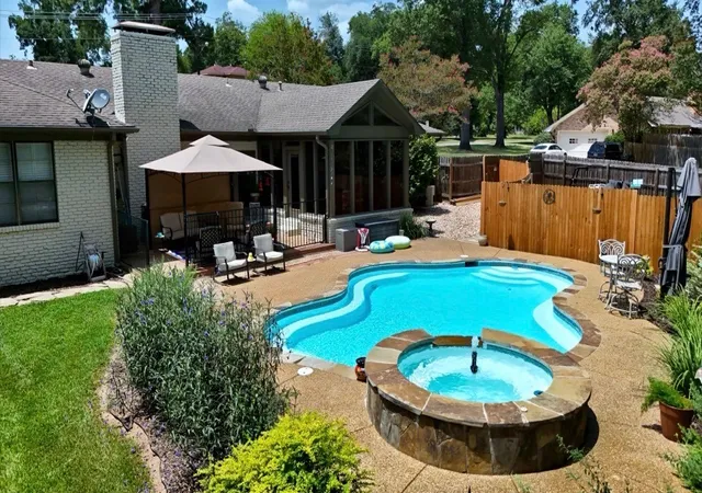 Photo 1 of Sale Pending at 3618 New Copeland Rd, Tyler, TX 75701 | MLS# 21354662 | Listing updated on 2026-09-18