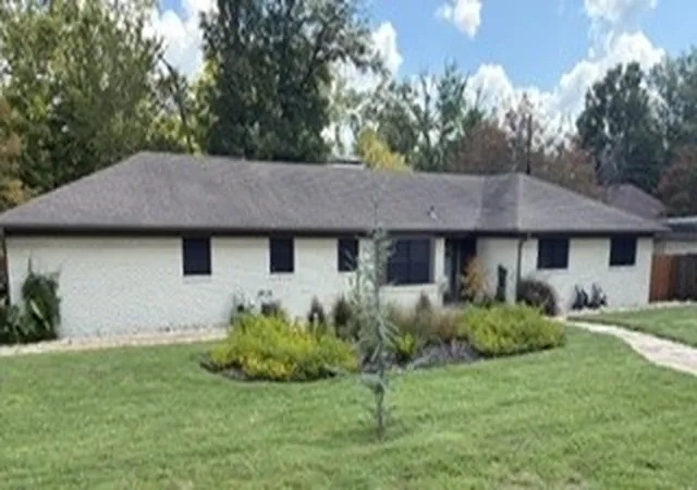 Photo 4 of Sale Pending at 3618 New Copeland Rd, Tyler, TX 75701 | MLS# 21354662 | Listing updated on 2026-09-18