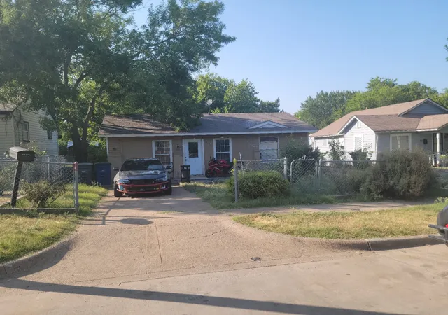 Photo 1 of Single family home for sale at 1519 Presidio Ave, Dallas, TX 75216 | MLS# 21352308 | Listing updated on 2026-09-11