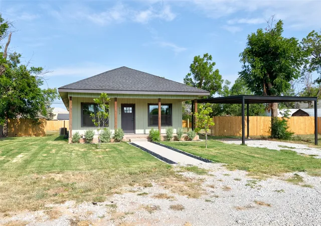 Photo 3 of Single family home for sale at 308 Yucca, Merkel, TX 79536 | MLS# 21353811 | Listing updated on 2026-09-13