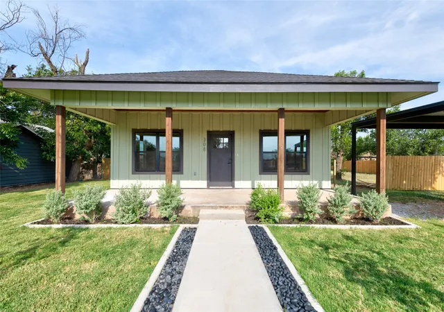 Photo 3 of Single family home for sale at 308 Yucca, Merkel, TX 79536 | MLS# 21353811 | Listing updated on 2026-09-13
