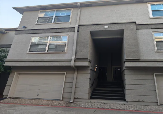 Photo 2 of Sale Pending at 2201 Wolf St #2205, Dallas, TX 75201 | MLS# 21354690 | Listing updated on 2026-09-12
