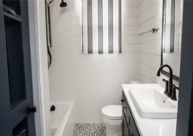 Photo 3 of Single family home for sale at 400 S San Jacinto St, Whitney, TX 76692 | MLS# 21354840 | Listing updated on 2026-09-11