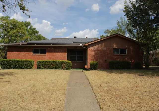 Photo 1 of Sale Pending at 212 N Longacre Ln, Dallas, TX 75217 | MLS# 21352725 | Listing updated on 2026-09-22