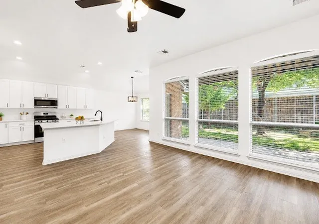 Photo 4 of Single family home for sale at 2606 Britttany Dr, Rowlett, TX 75088 | MLS# 21354879 | Listing updated on 2026-09-09
