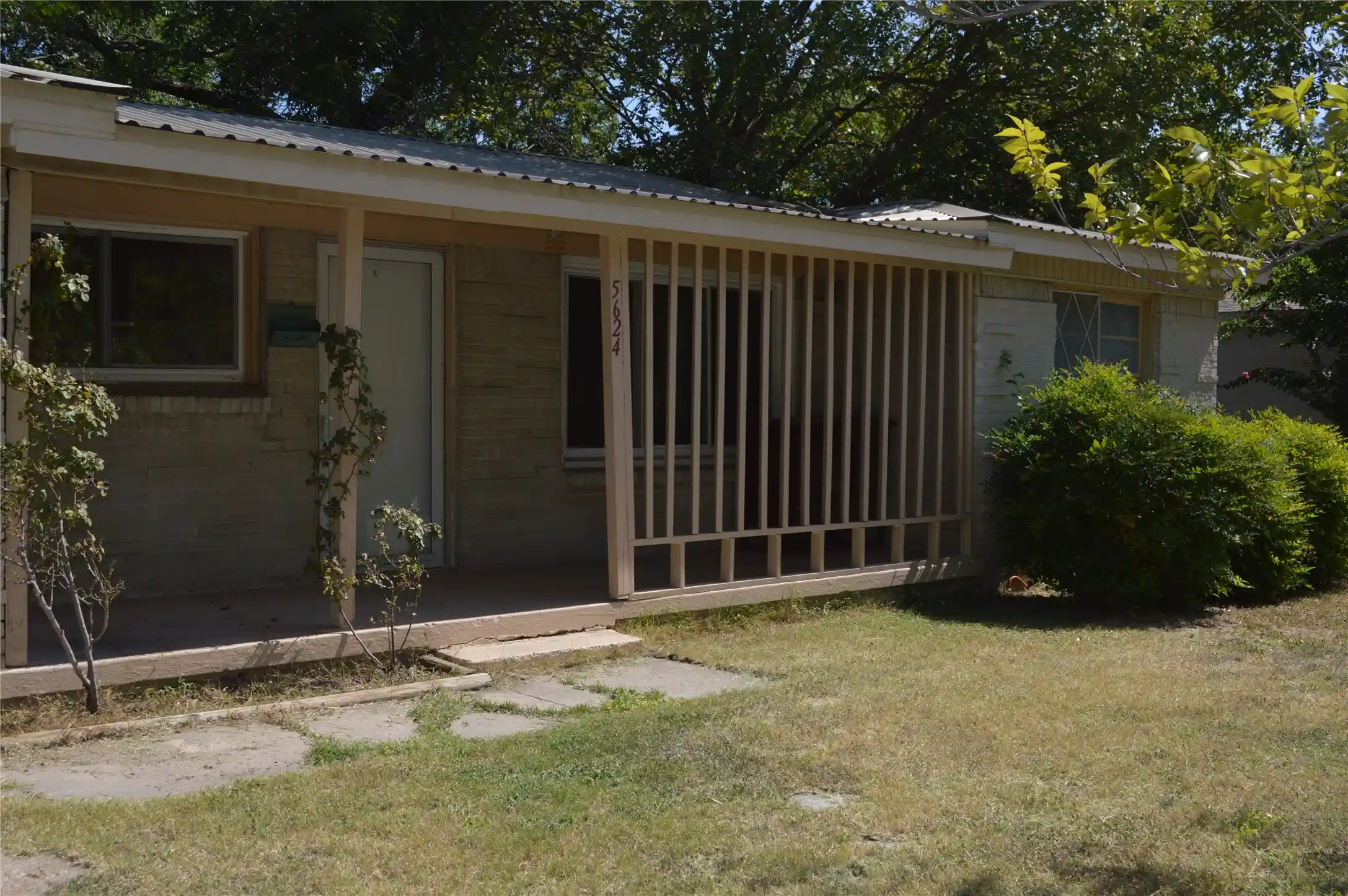 Photo 3 of Single family home for sale at 5624 Volder Dr, Fort Worth, TX 76114 | MLS# 21355000 | Listing updated on 2026-10-27