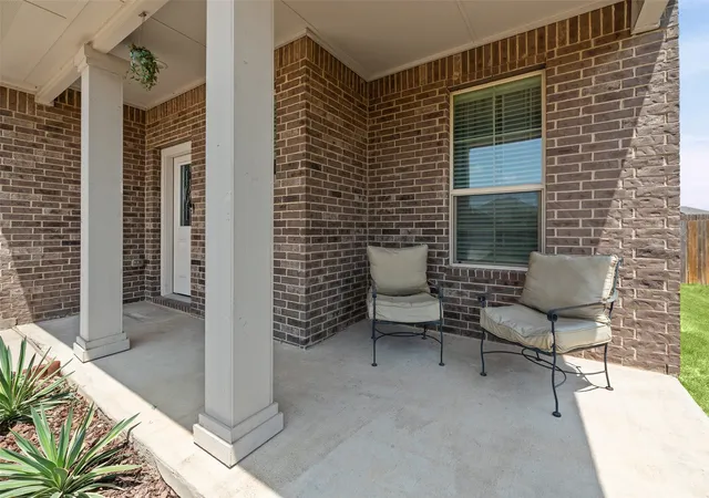 Photo 3 of Single family home for sale at 2816 Brosnan Rd, Lorena, TX 76655 | MLS# 21349514 | Listing updated on 2026-09-13