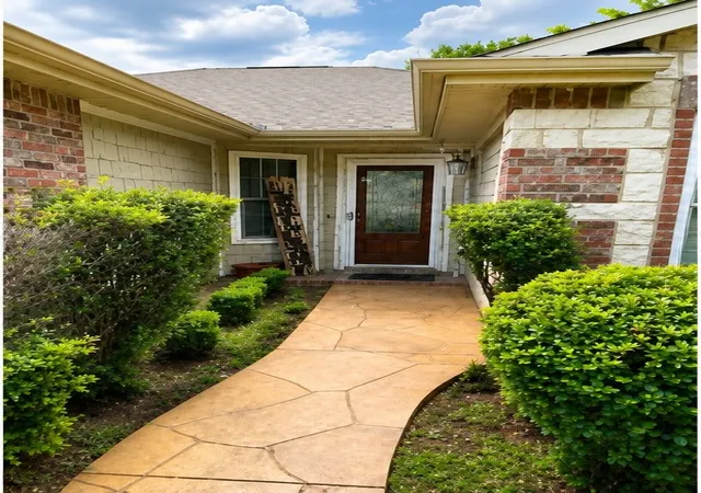 Photo 3 of Single family home for sale at 16340 Cowboy Trl, Justin, TX 76247 | MLS# 21354788 | Listing updated on 2026-09-08