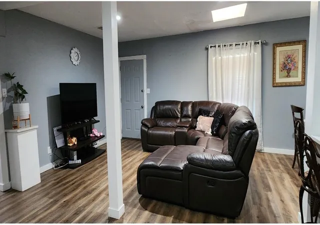 Photo 3 of Single family home for sale at 318 Macarthur Blvd, Grand Prairie, TX 75050 | MLS# 21333612 | Listing updated on 2026-09-12