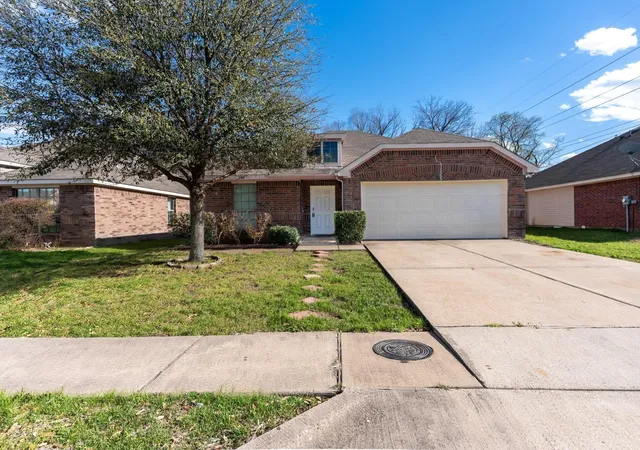Photo 1 of Sale Pending at 3414 Mojave Dr, Dallas, TX 75241 | MLS# 21355166 | Listing updated on 2026-09-10