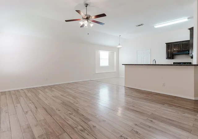 Photo 3 of Sale Pending at 3414 Mojave Dr, Dallas, TX 75241 | MLS# 21355166 | Listing updated on 2026-09-10