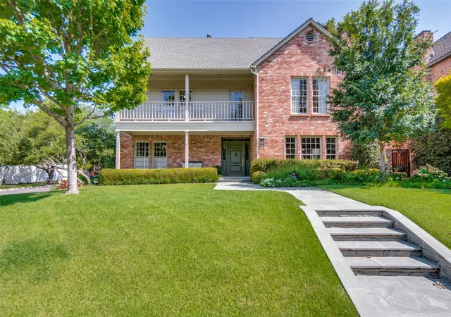 Photo 1 of Sale Pending at 3418 Dartmouth Ave, Dallas, TX 75205 | MLS# 21353054 | Listing updated on 2026-09-11