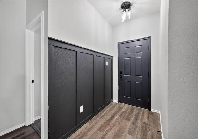 Photo 2 of Sale Pending at 55 N Highland Dr, Sanger, TX 76266 | MLS# 21343741 | Listing updated on 2026-10-06