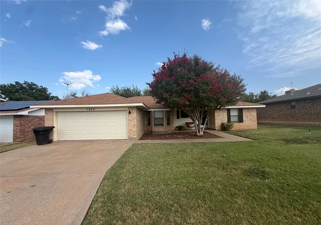 Photo 1 of Sale Pending at 7949 Vita Ct, Abilene, TX 79606 | MLS# 21354895 | Listing updated on 2026-09-09