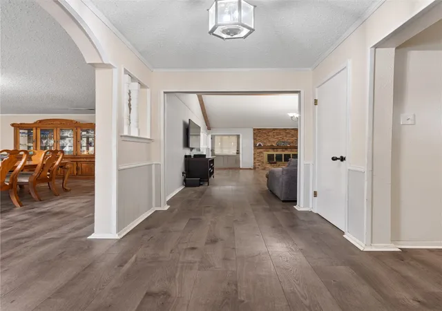Photo 3 of Single family home for sale at 2001 Chalice Rd, Arlington, TX 76014 | MLS# 21354377 | Listing updated on 2026-09-08