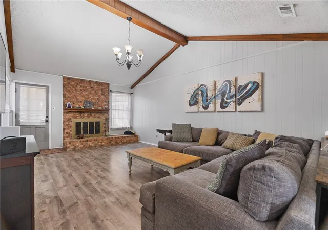 Photo 4 of Single family home for sale at 2001 Chalice Rd, Arlington, TX 76014 | MLS# 21354377 | Listing updated on 2026-09-08